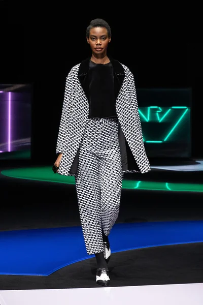Look 79